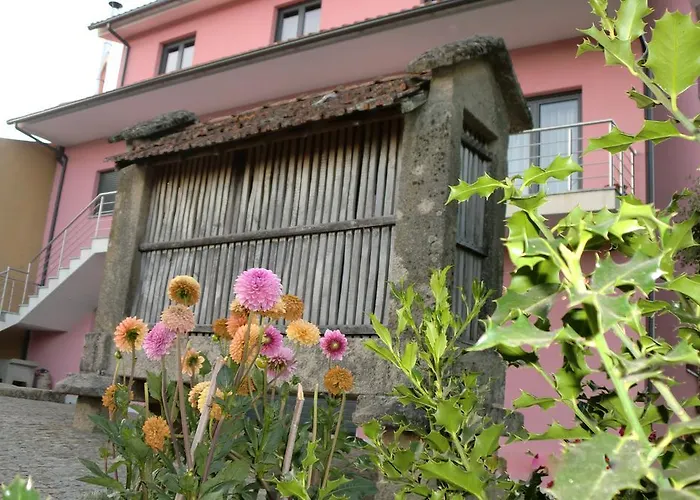 Quinta Lindas מונדים דה בסטו